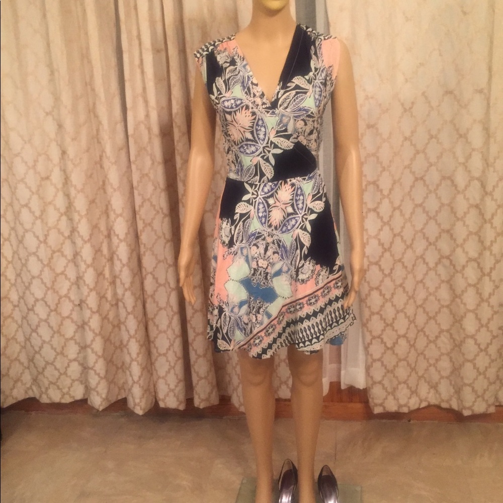 Wrap over dress - Picture 4 of 4